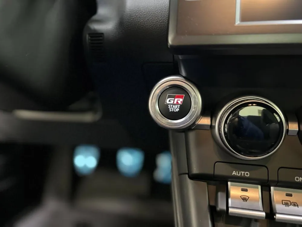 2022 Toyota GR86 Premium Manual in Halo White 8